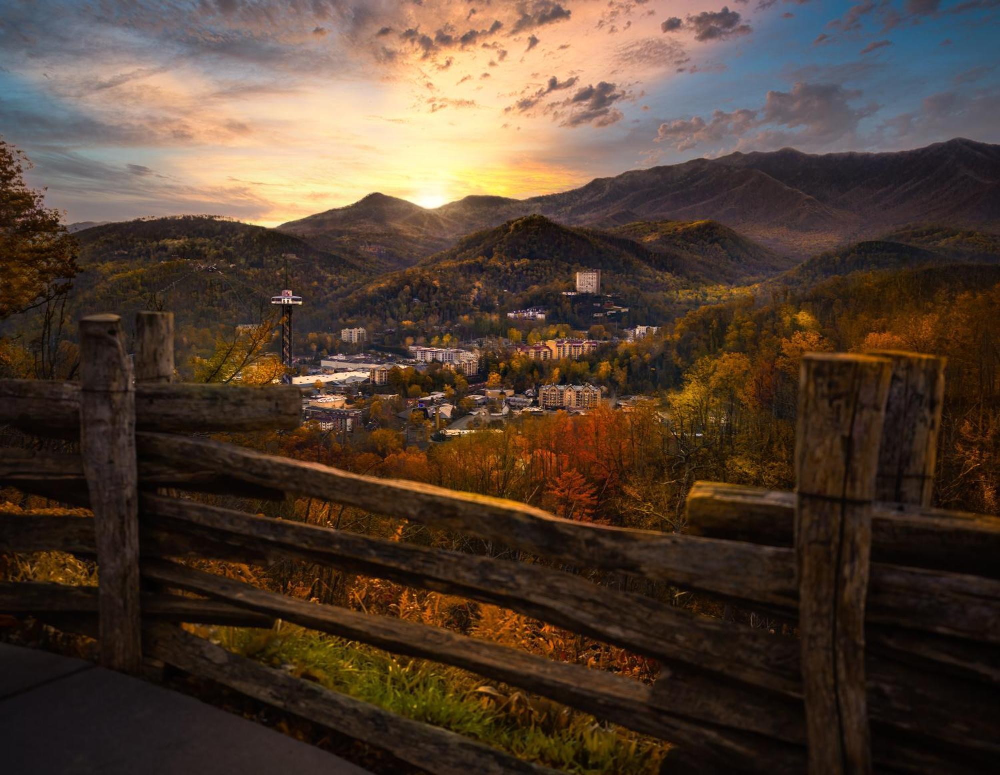 Forever Yours, Hot Tub, 1089 Of Free Attraction Tickets For Each Paid Day, Dollywood And More Pigeon Forge Eksteriør billede